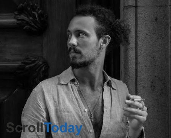 Eric Christian: The Modern Pianist Reviving Romantic-Era Storytelling Eric Christian
